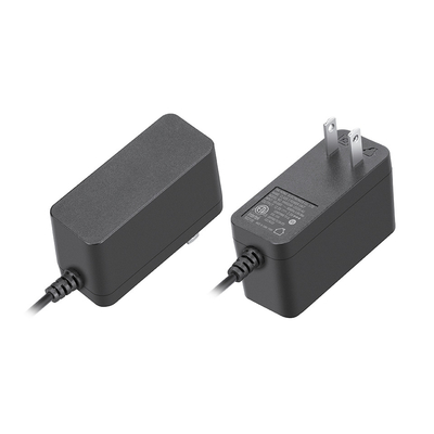 İyi bir fiyat. 1 Yıl 5-36w Duvar Montajlı AC Adaptörler Kısa devre koruması çevrimiçi
