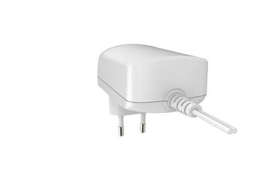 İyi bir fiyat. AB Tak 2pin 2000ma ile Beyaz 12V 2A 24w AC Adaptör Evrensel çevrimiçi