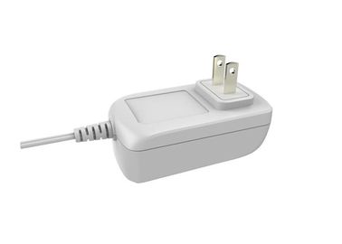 İyi bir fiyat. ABD 2 Pinli PSE / FCC Güvenlik Onayları ile 12V 1A Evrensel AC Güç Adaptörü çevrimiçi