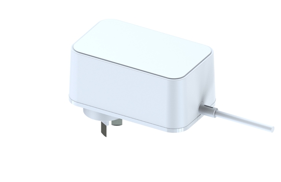 İyi bir fiyat. Özelleştirilebilir 5-45 Watt Duvar Montajlı Güç Adaptörü 5-24v 0.5-3a Beyaz veya Siyah çevrimiçi
